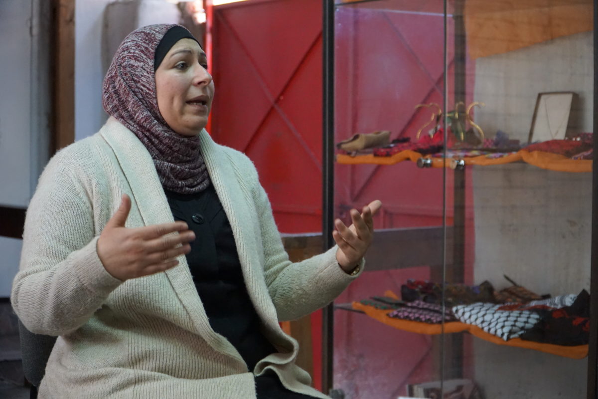 Sonntag, 10.3. 12:00 Maada Women Center